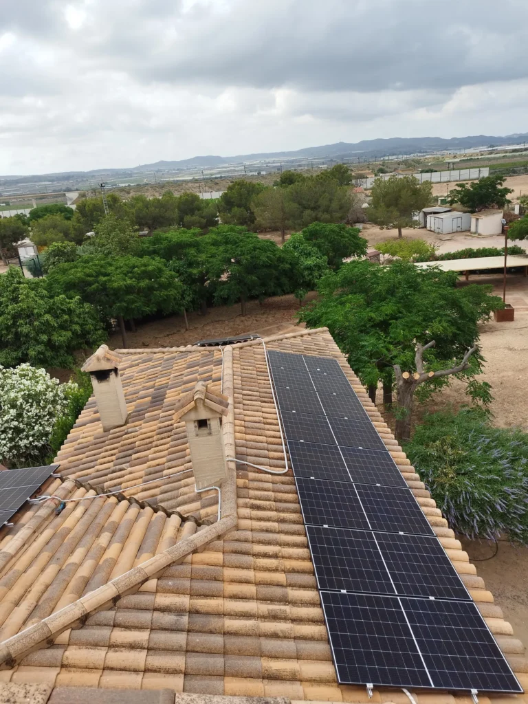 Instalación de placas solares en Novelda