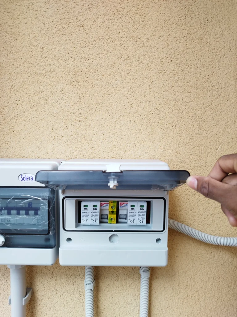 Instalación de placas solares en Novelda