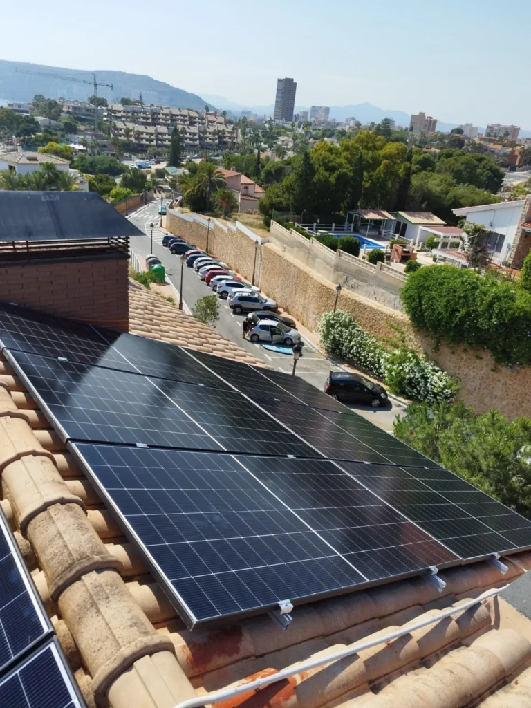 Instalación de placas solares en Alicante, foto 2