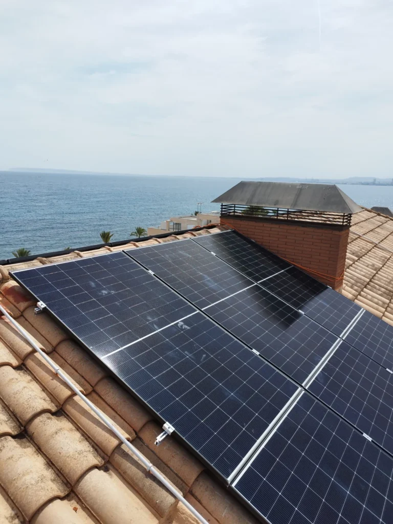 Instalación de placas solares en Alicante, foto 5